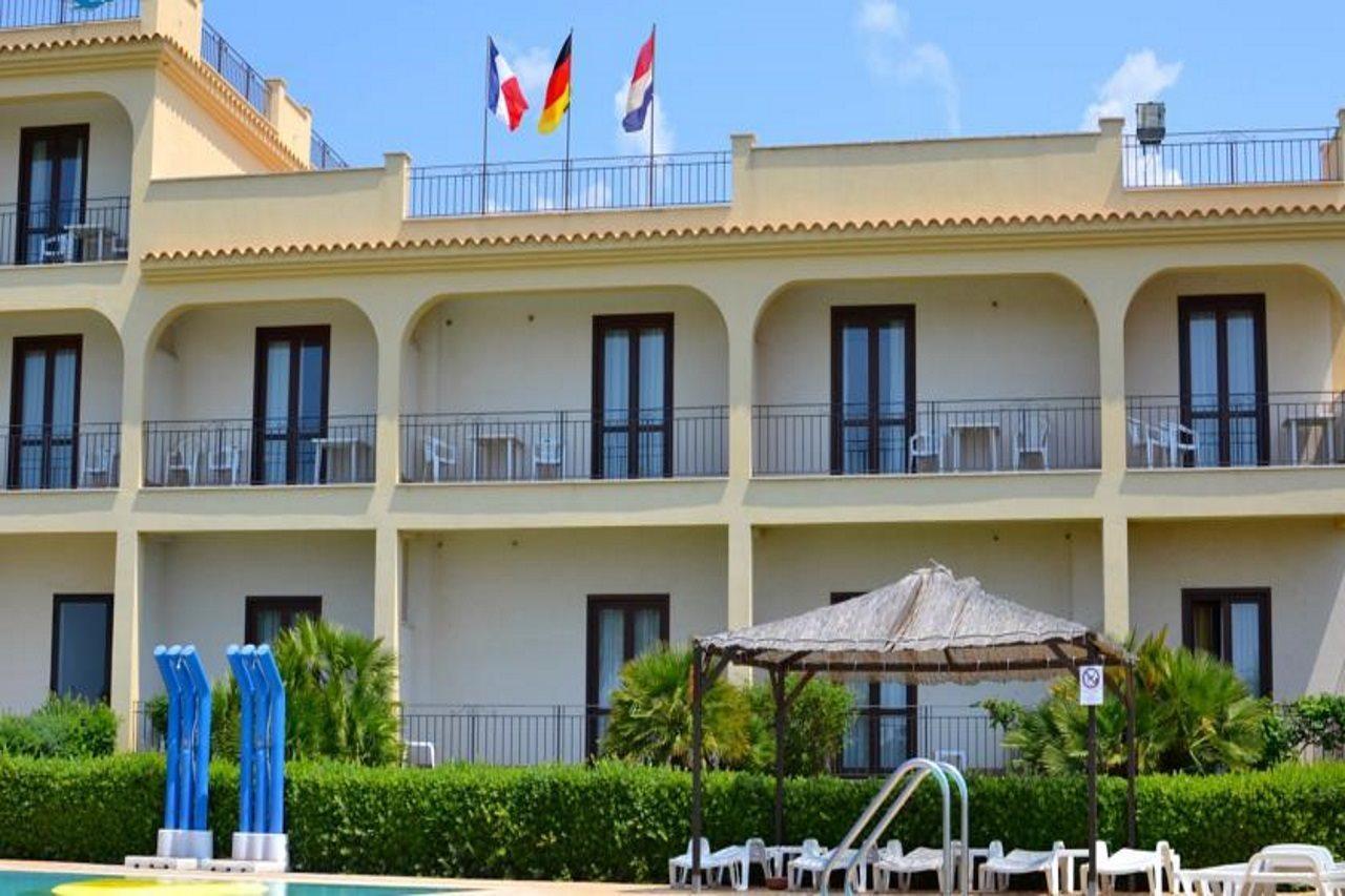 Grand Hotel Selinunte Marinella di Selinunte Bagian luar foto